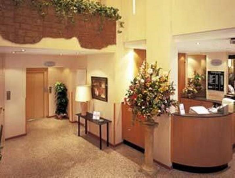 Hotel Europacity Saint-Josse-ten-Noode Exterior photo
